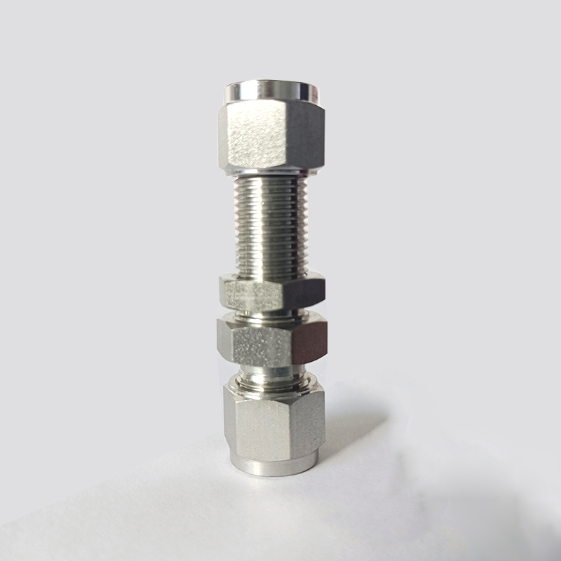 卡套直通穿板接头